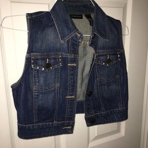 New York & Co, GAP, & Levi’s denim jackets!